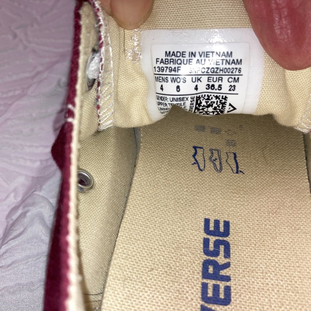 Converse All Star Classic Sneakers Maroon Size 6 Women's Unisex - Picture 6 of 10